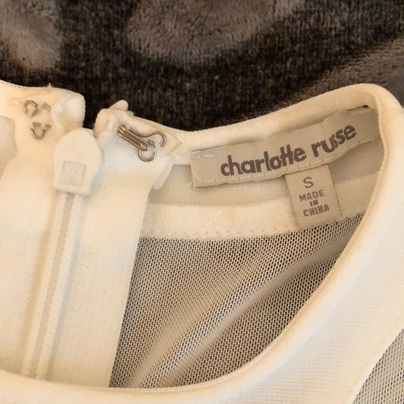 White dress - Picture 3 of 3